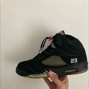 JORDAN 5 BLACK METALLIC SIZE 11.5 MENS